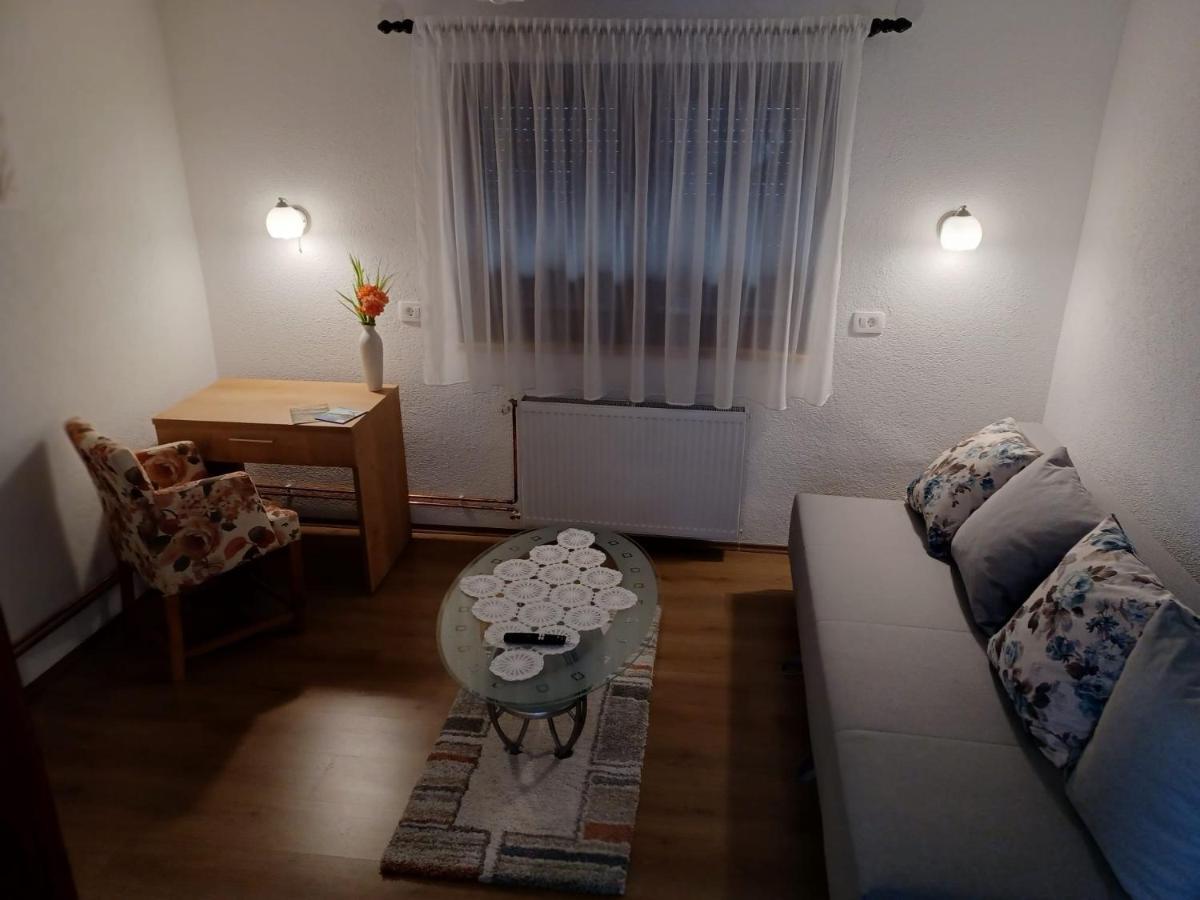 Apartman Soljac Perusic Exterior photo
